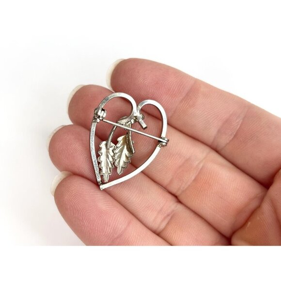 Roma Sterling Heart & Hanging Leaf Shaped Little Vintage Brooch Lapel Pin - Picture 6 of 8